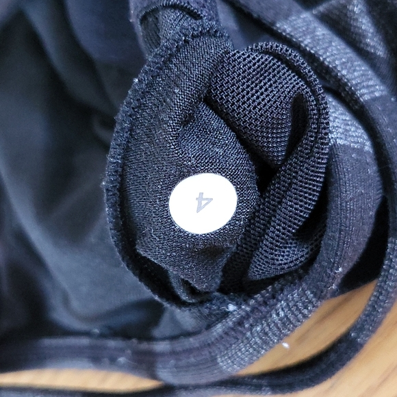 Lululemon Tank Top Size 4 - Picture 4 of 5